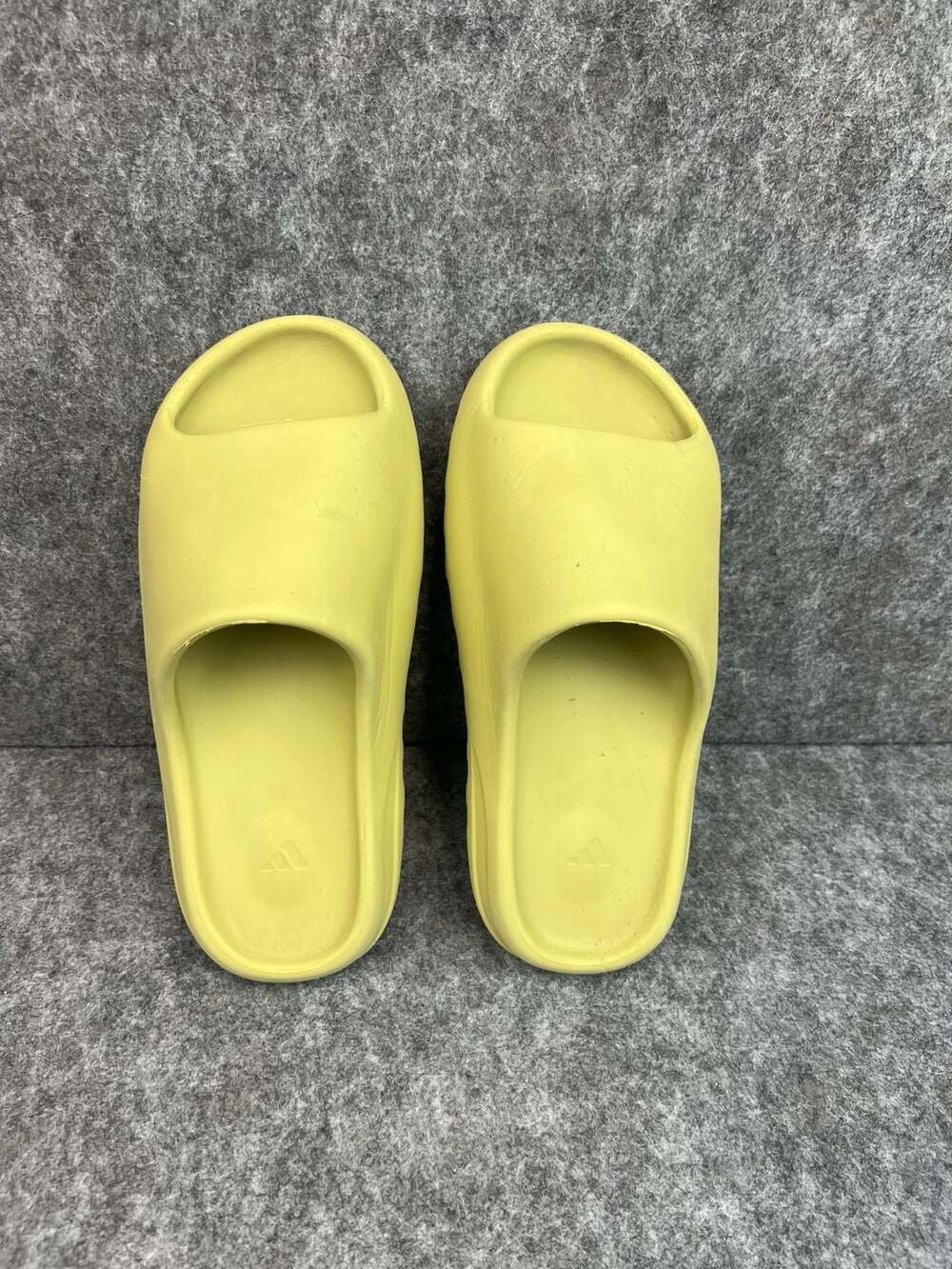 Adidas Yeezy Slide Glow Green Men’s Size 9.5